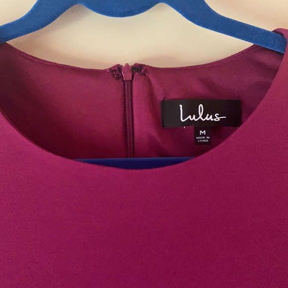 NWT Lulu’s dress. Fit and flare. Dark pink/maroon. Size M - Picture 3 of 5